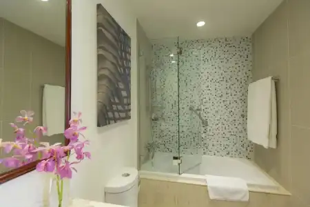 Central Mansions Serviced Apartment - 10