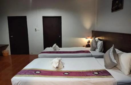 Lanta Nice Beach Resort - 38