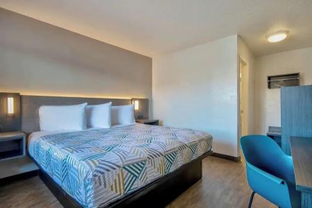 Motel 6 Santa Fe - 68