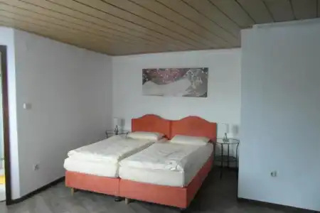 Schloßschenke - 48