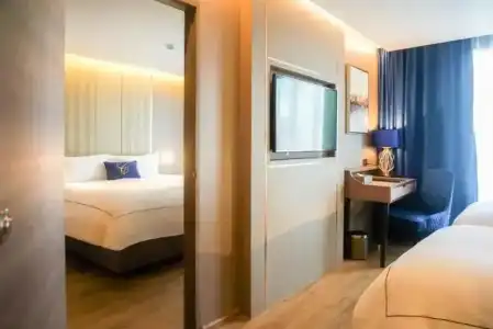 GLOW Sukhumvit 5 by Centropolis - 32