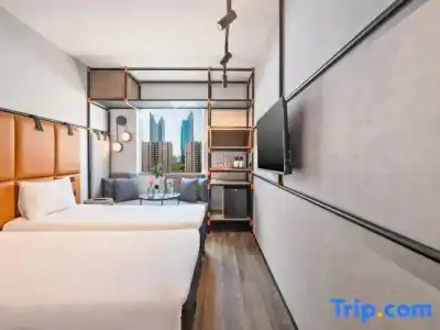 Ibis One Central - 53