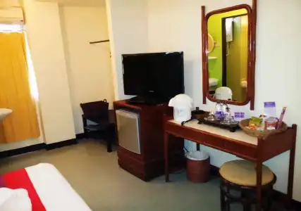 Sawasdee Sukhumvit Inn - 4