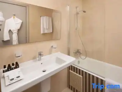 Ramada Plaza Tunis - 64