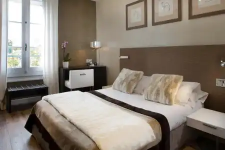Hôtel des Arceaux - 46