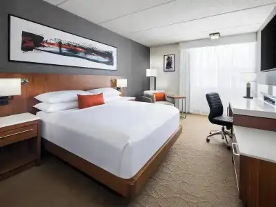 Deltas by Marriott Green Bay - 76