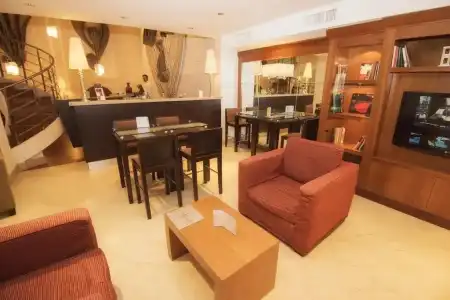 Renaissance Naples Mediterraneo - 13
