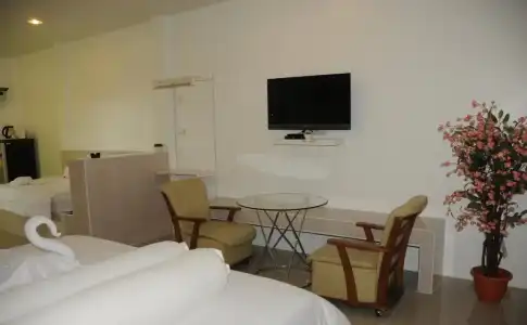 Saraburi Garden Resort - 11