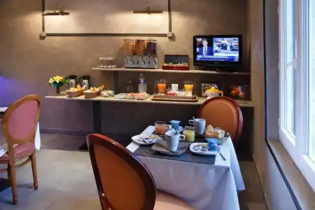 Hôtel Amoi Vieux Port - Marseille - 12