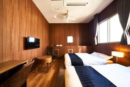 &AND HOSTEL SHINSAIBASHI EAST - 3
