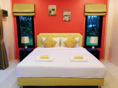 Phuket Sirinapha Resort - 15