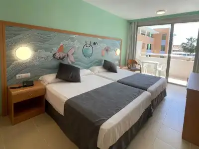 Neptuno by on Group - 31
