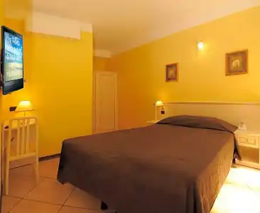 Alexander & Spa - 16