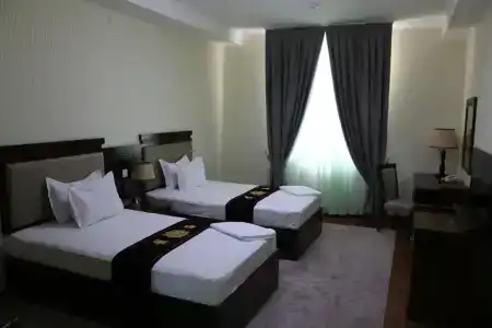 Zargaron Plaza - 84