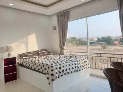 Cat's Hostel - 5
