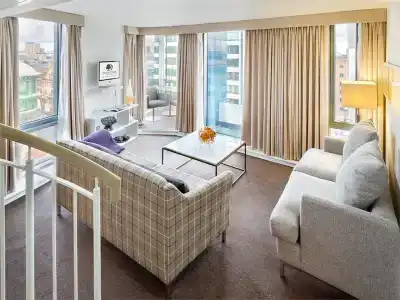 DoubleTree by Hilton Manchester - Piccadilly - 7