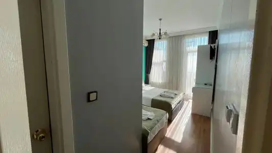 Tulip House - 31