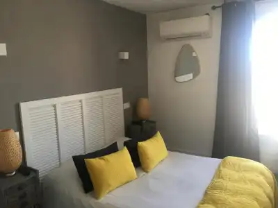 Hôtel Le Mistral - 53