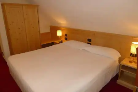 TH Corvara - Greif - 26