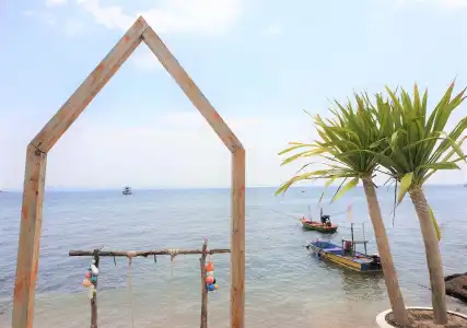 Baan Rin Ruk - 5