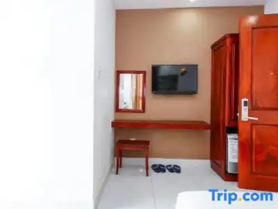 Mi Linh - 70