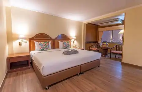 Sabai Inn - 75