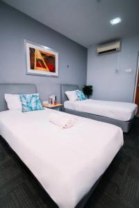 Swing and Pillows — KL Sg Besi - 68