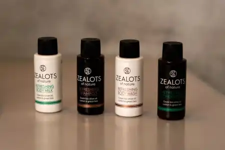 Daydream Luxury Suites - 27