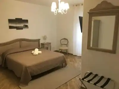 City Garden Guest House - 41