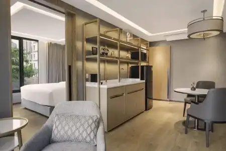 Novotel Suites Bangkok Sukhumvit 34 - 90