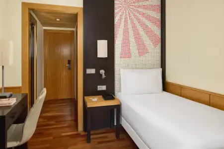 NH Ciudad de Valencia - 26