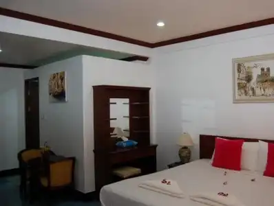 Greenvale Serviced Apartment - 3