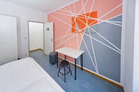 Old Town Hostel - 12