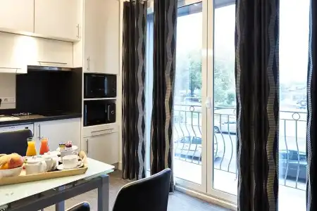 Best Western Le Cheval Blanc - Vieux Port - 266
