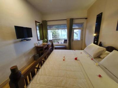 Sri Gemunu Beach Resort - 17