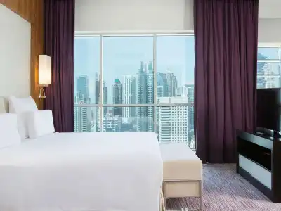 Pullman Dubai Jumeirah Lakes Towers - & Residence - 6