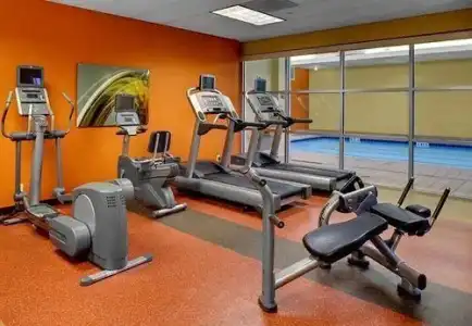 Courtyard by Marriott Atlanta Buckhead - 18