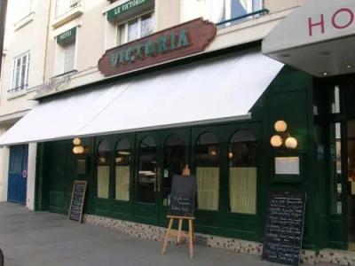 Hôtel Restaurant Le Victoria - 52