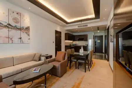 Johari Rotana - 54