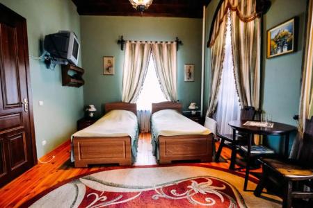 Antique House - 16