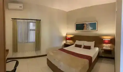 Kuta Suci Guest House - 27