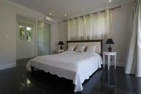 Chateau Elysium Guest house - 4