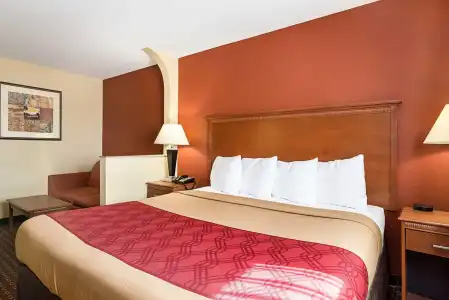 Econo Lodge Inn & Suites Little Rock SW - 40