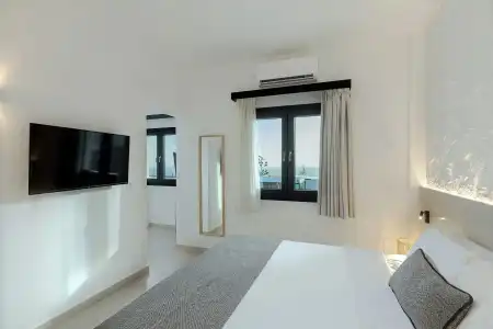 Onyx & Suites - 170