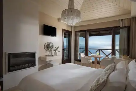 Karavia Lux Inn - 32