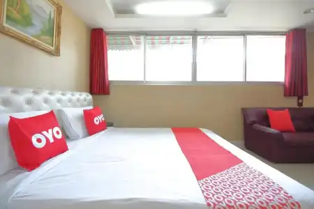 OYO 102 Diamond Residence Silom - 63