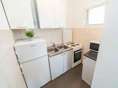 Maki Apartments - 90