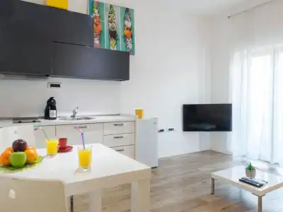 Windrose Apartments - 124
