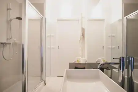 Casa Fola - City Centre Rooms - 45
