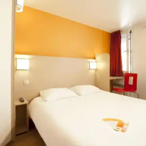 Hôtel Première Classe Toulouse Nord - Sesquières - 1